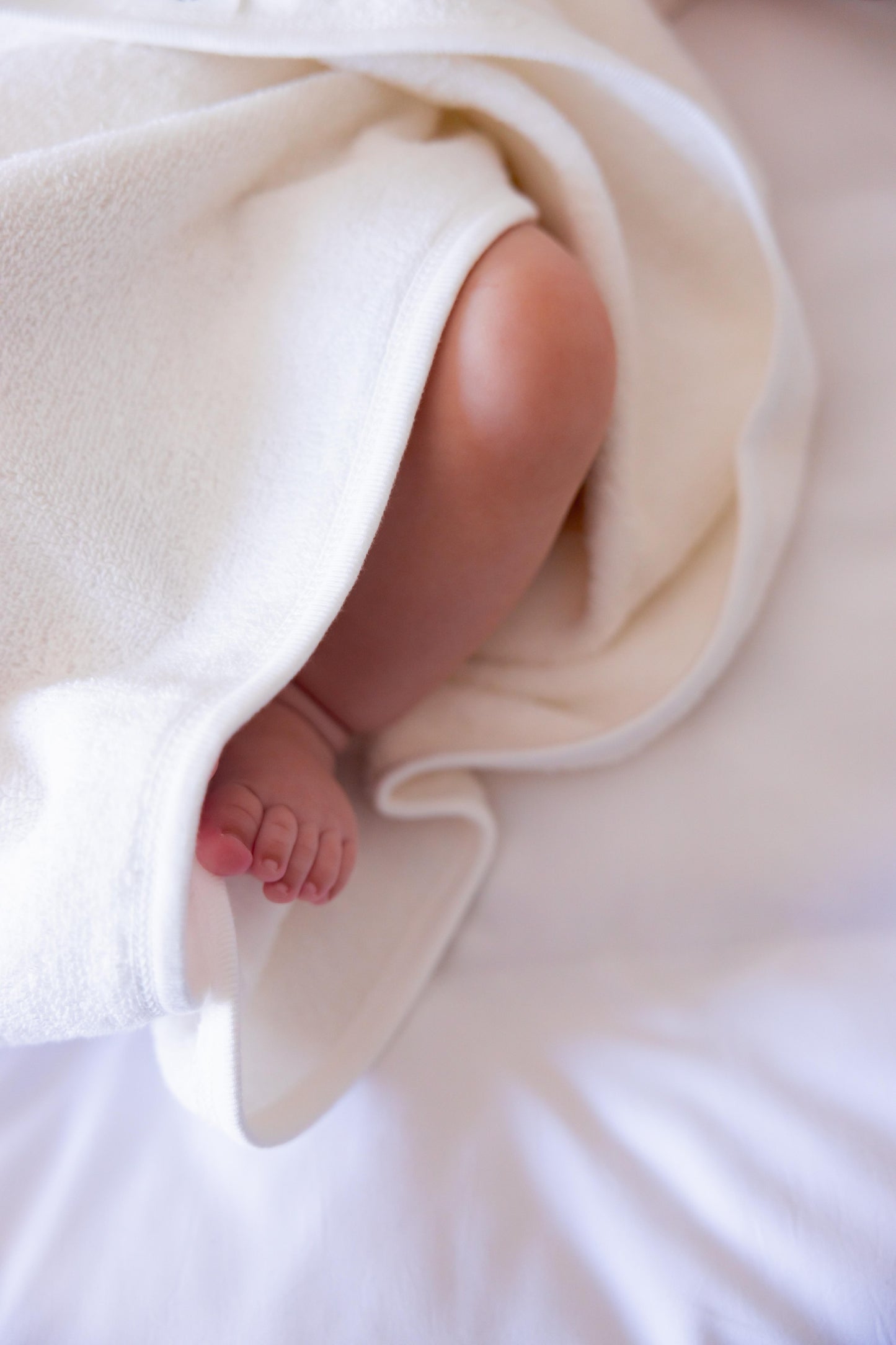 so small Organic Hooded Bath Towel- Lazy. Daisy. Dreams
