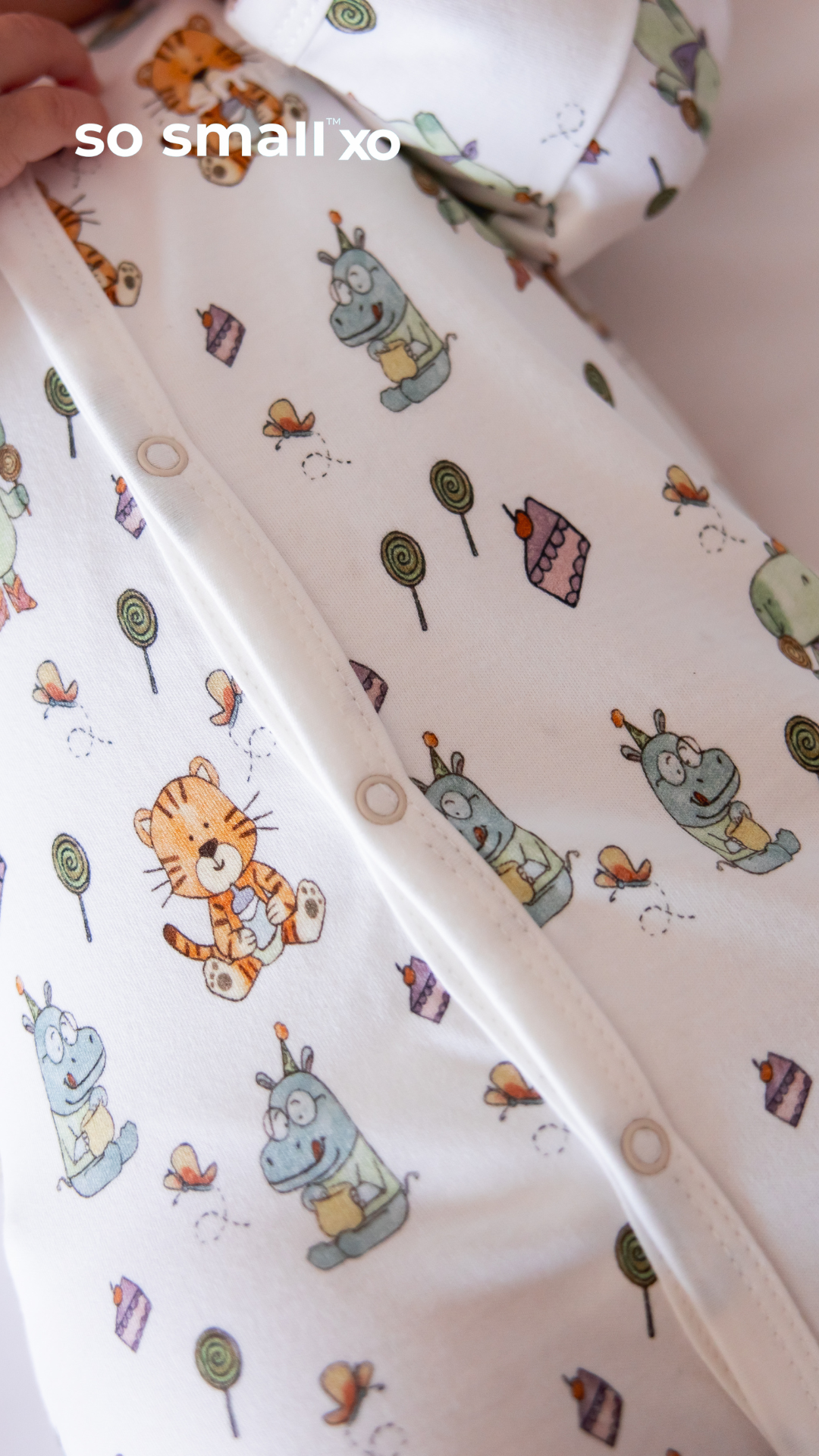 so small xo Middle Snap Footie- Sweetheart Picnics
