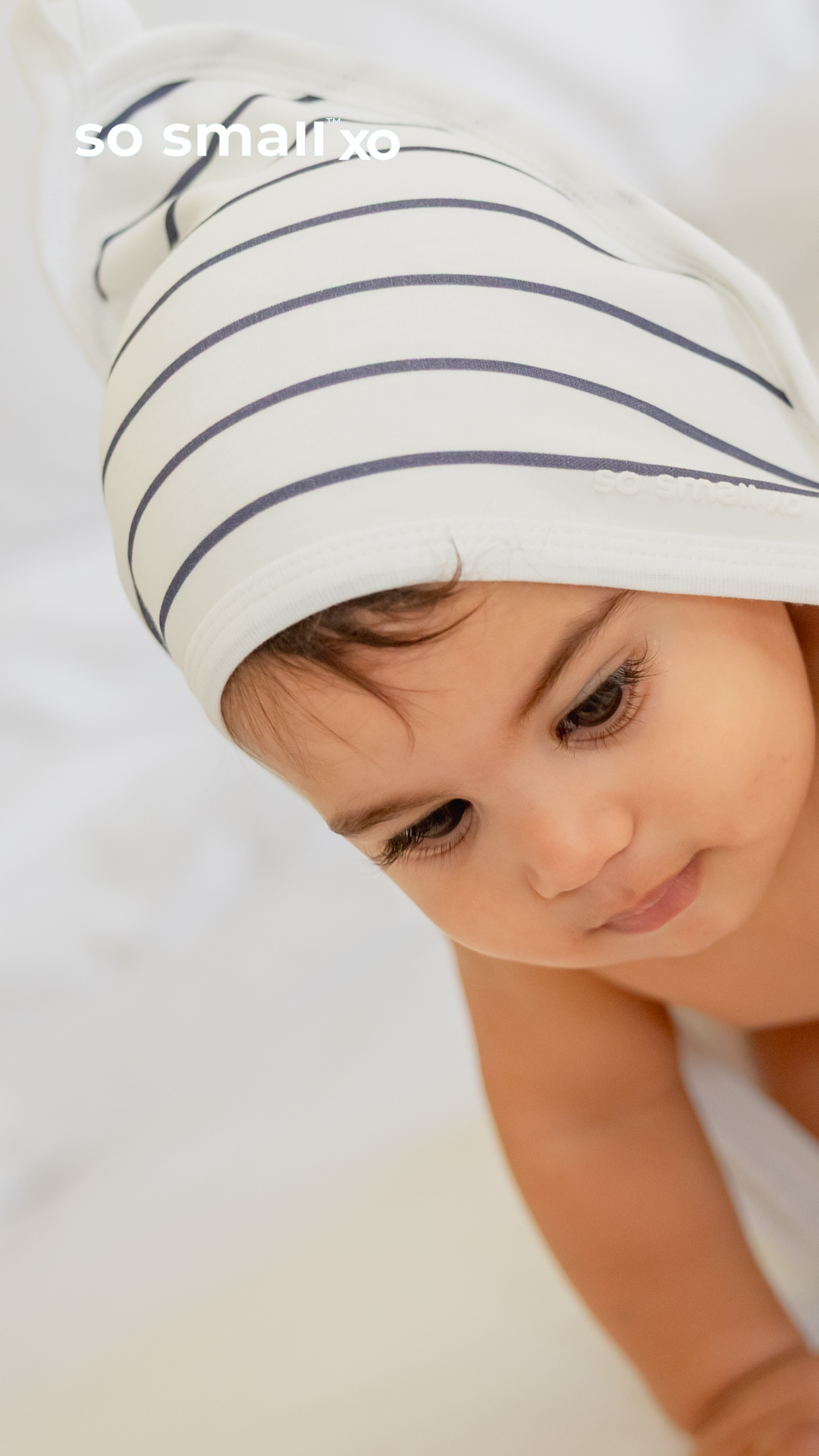 so small xo Striped Hooded Towel- Deep Sea