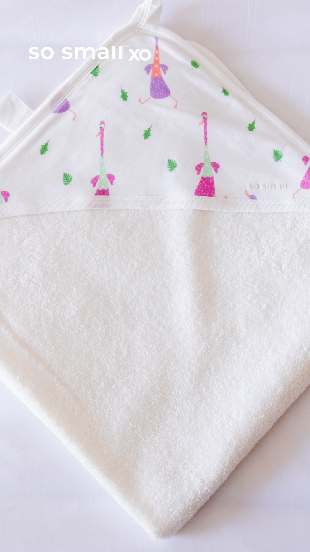 so small xo Hooded Bath Towel- Goose Gone Loose
