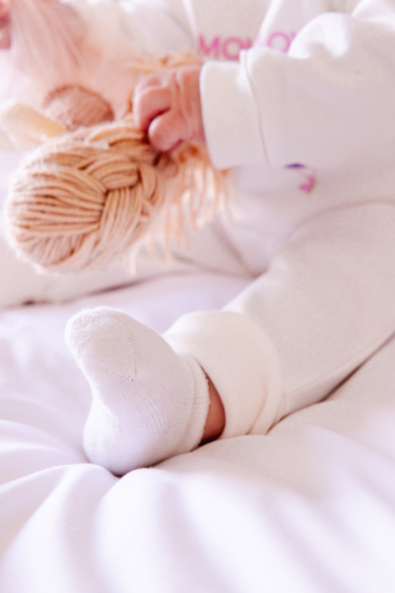 so small Organic Knitted Baby Socks- Pack of 3 White Pairs