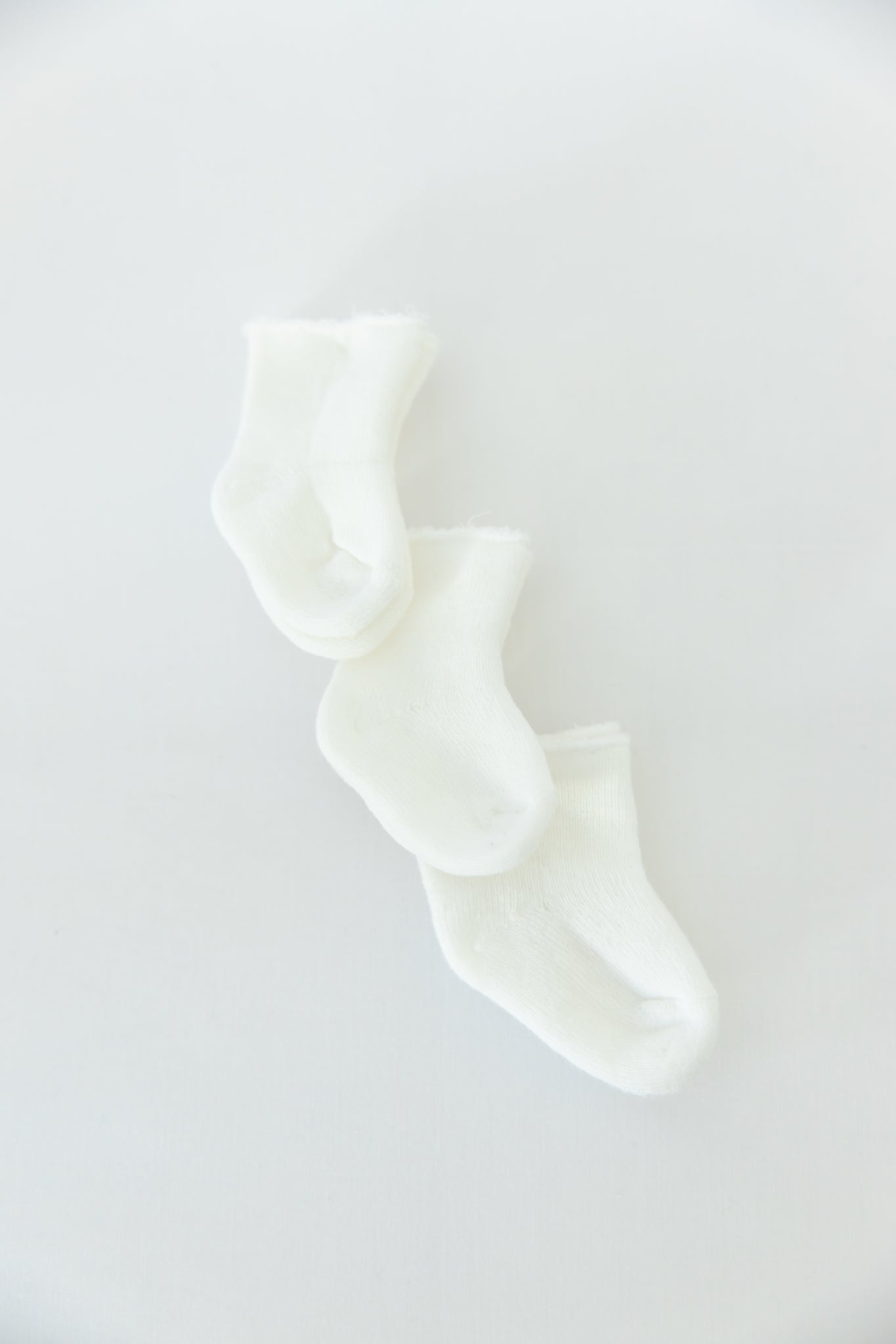 so small Organic Knitted Baby Socks- Pack of 3 White Pairs