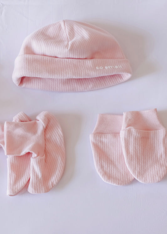 Organic Hat+Mitten+ Bootie Gift Set- Strawberry Cream