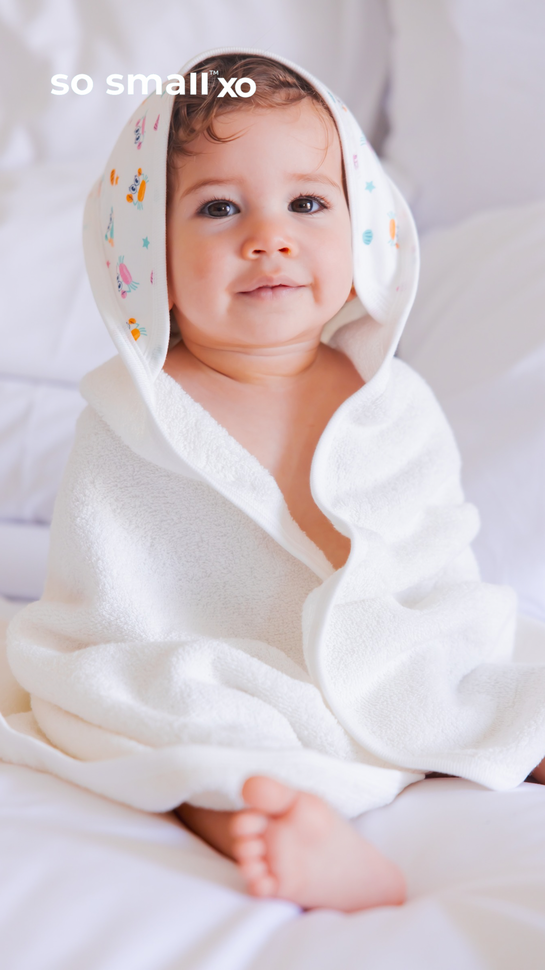 so small xo Hooded Bath Towel- Friends of the Sea