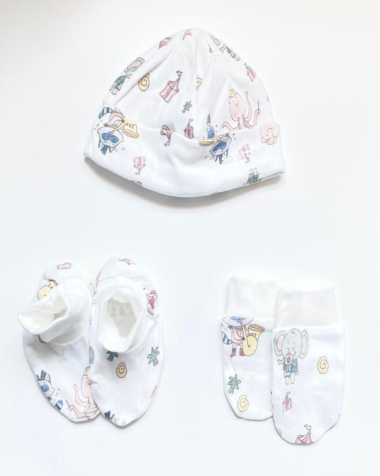 Organic Hat+Mitten+ Bootie Gift Set- Play. Sway. Re-play