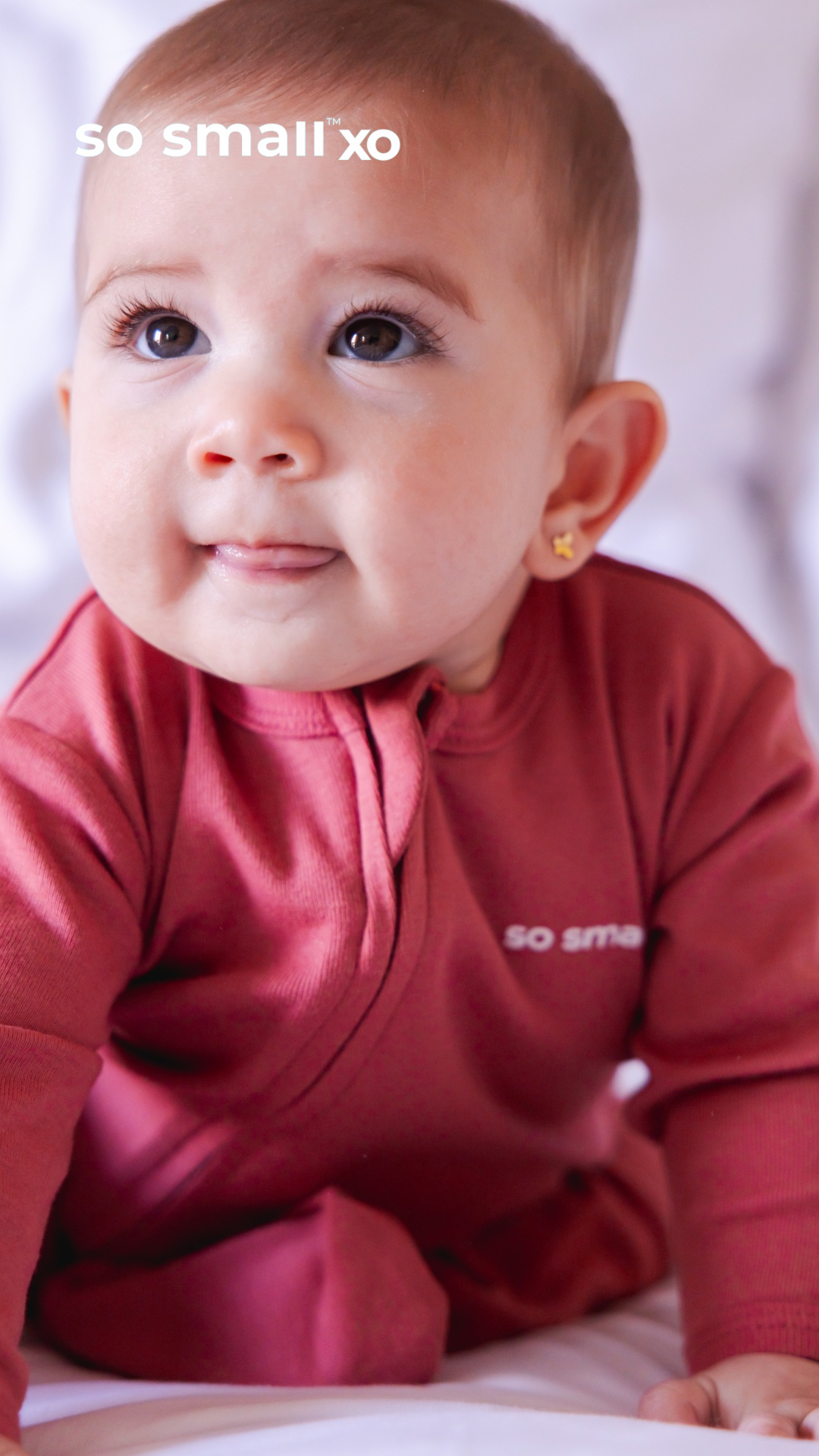 so small xo Zipper Footie- Holly Berry