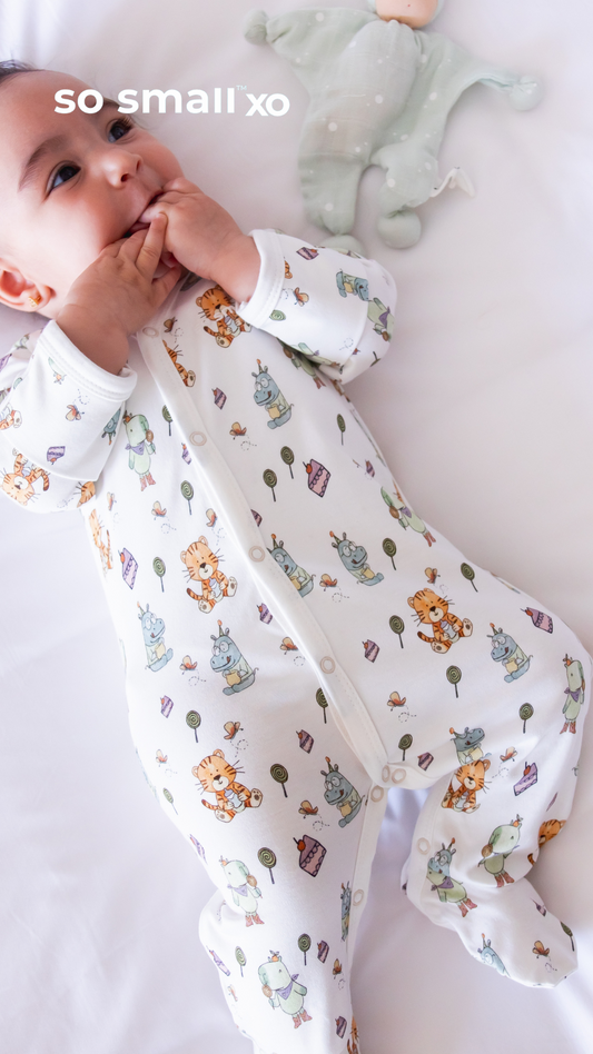 so small xo Middle Snap Footie- Sweetheart Picnics