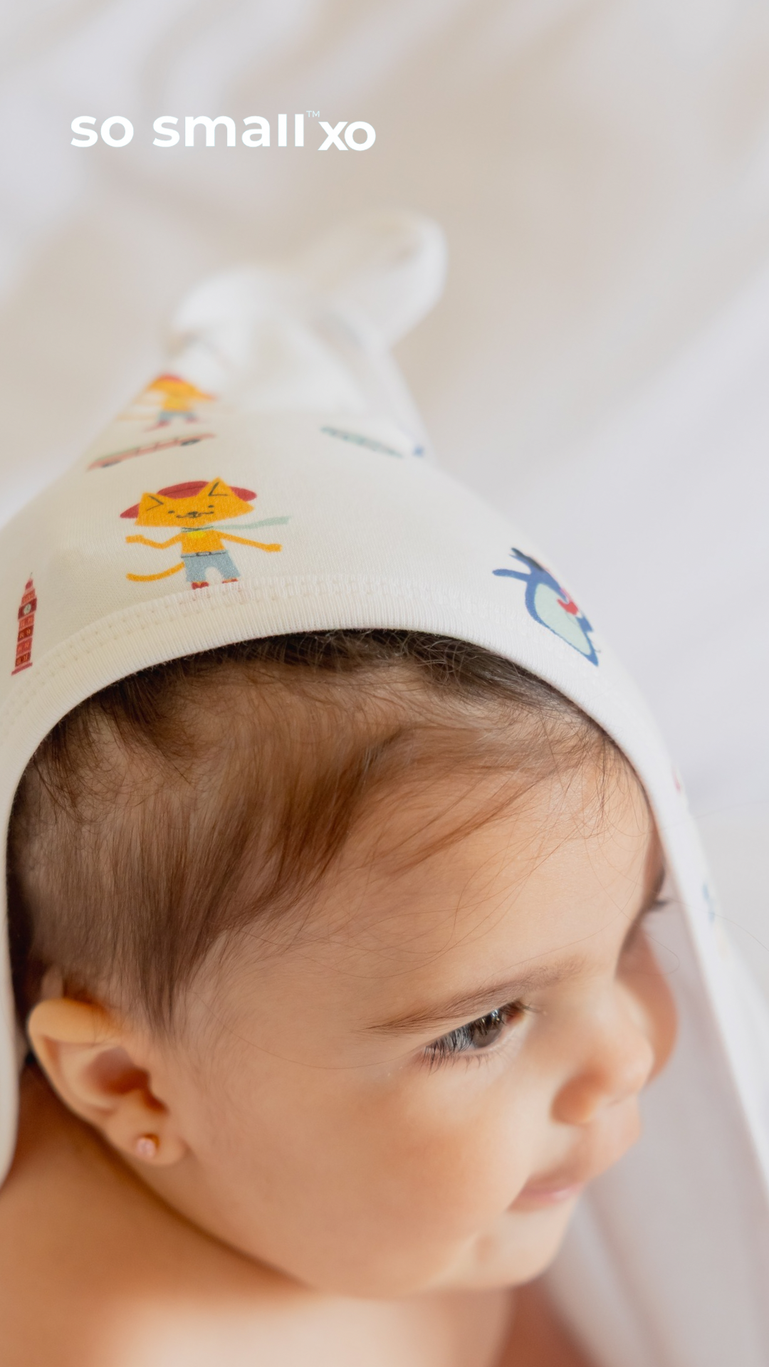 so small xo Hooded Towel- Disco Baby