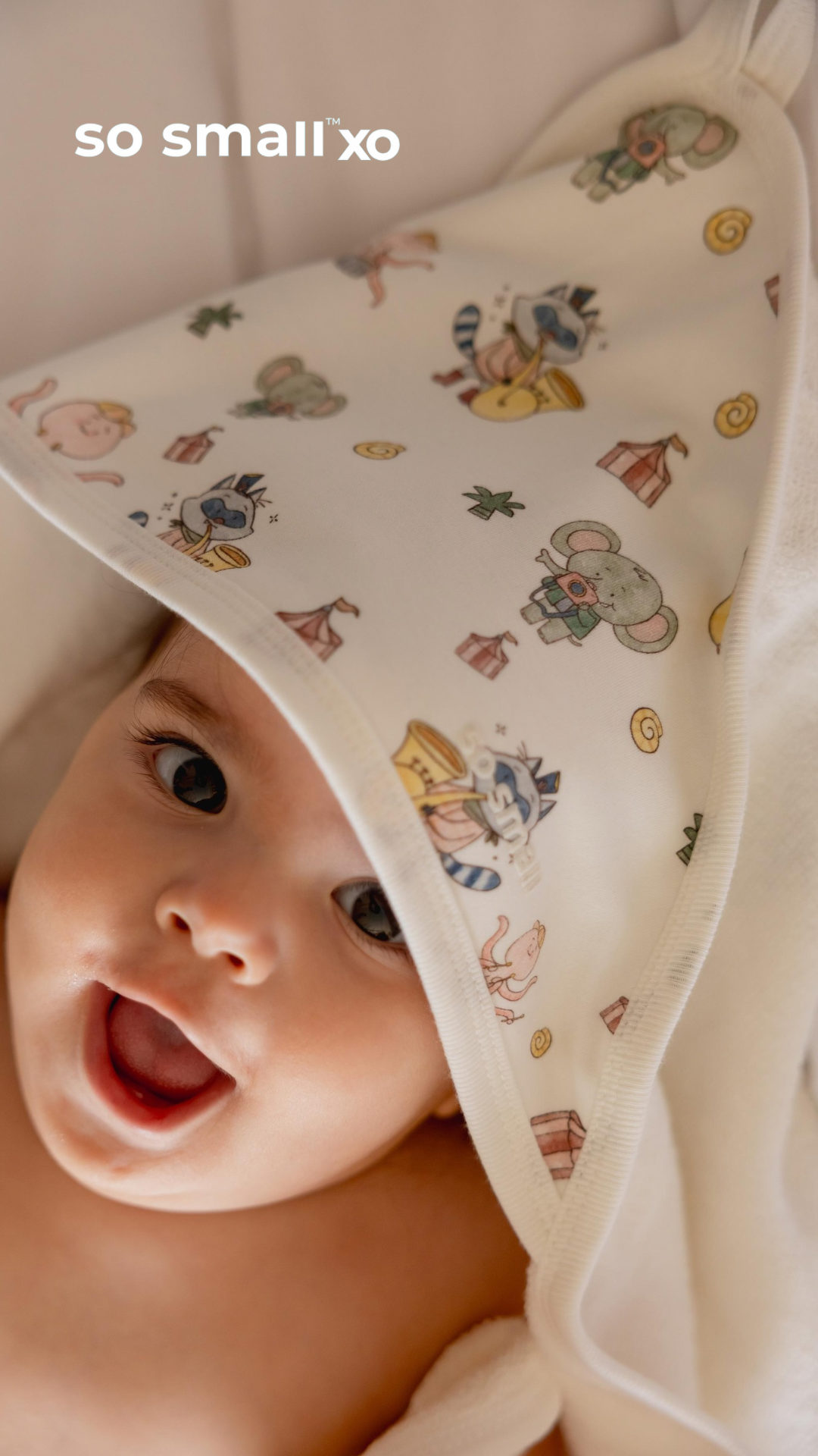 so small xo Hooded Bath Towel- Play. Sway. Re-play